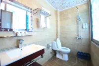 Longwenhua Express Hotel - pet friendly