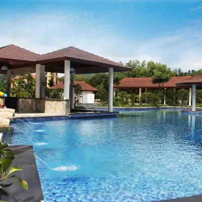 Mels Weldon Evergreen Lake Hotel Hotels near Wanlu Lake Scenic Area