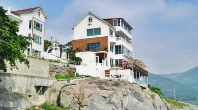 Yeosu Carp Island Hoteles cerca de Rail bike