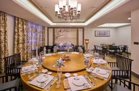 Min Yuan Hotel (Minjiang College Academic Exchange Center) Отели рядом с достопримечательностью «Fujian Normal University - Union College»