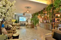 Wuzhen Muyan Muyu Courtyard Hotel