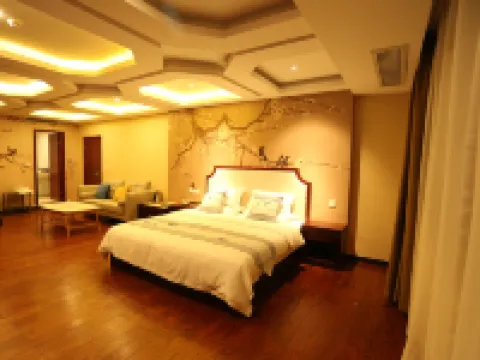 Silvery Waterfall Hotel Hotels in Daguan