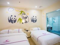 广州八夜酒店 - 大熊猫亲子双床房