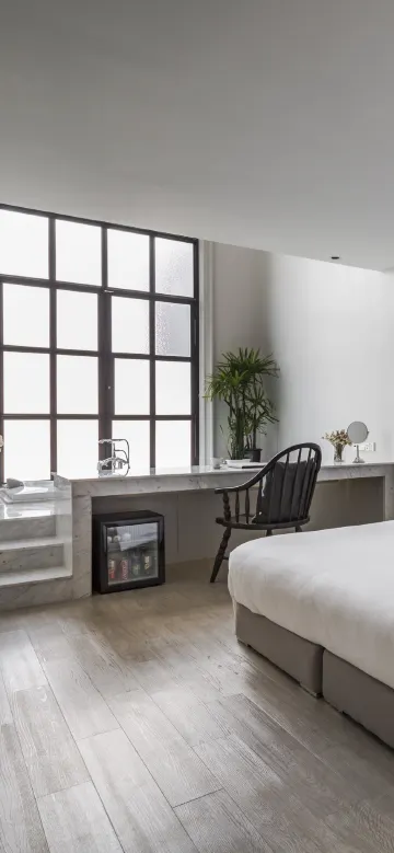 ห้องจากุชชีเอ็กเซ็กคิวทีฟ