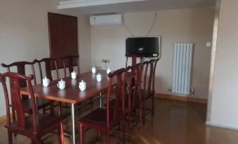 Jun Royal Pavilion Hotel
