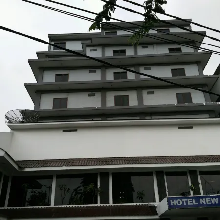 Hotel New Idola