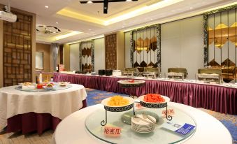 Yijin Meiyi Hotel (Yichang Binjiang Park CBD Shopping Center)