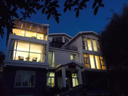 Lichuan Huajianyin Homestay Отели в г. Личуань