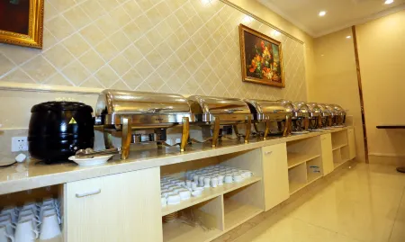 Vienna Zhihao Hotel Suzhou Yangcheng Peninsula Paradise Branch Отели рядом с достопримечательностью «Yangcheng Lake Lotus Island»