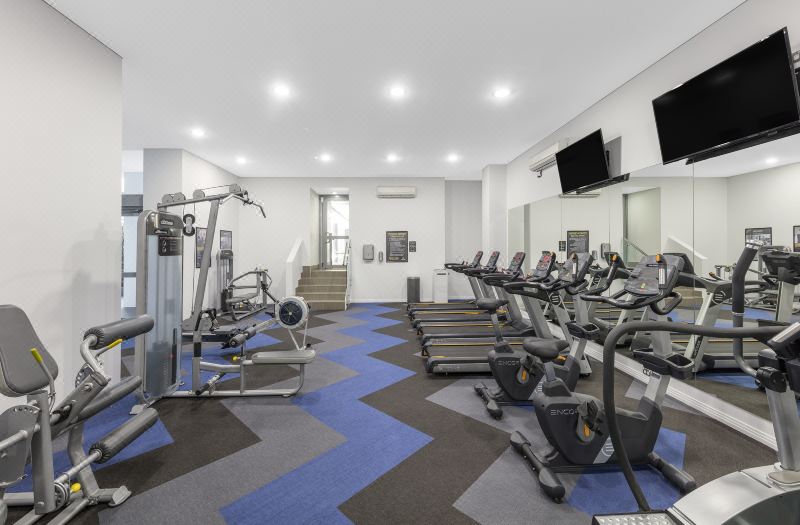 Meriton Suites Broadbeach photo 2
