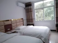 Taoyuan Shi'erhao Farmhouse