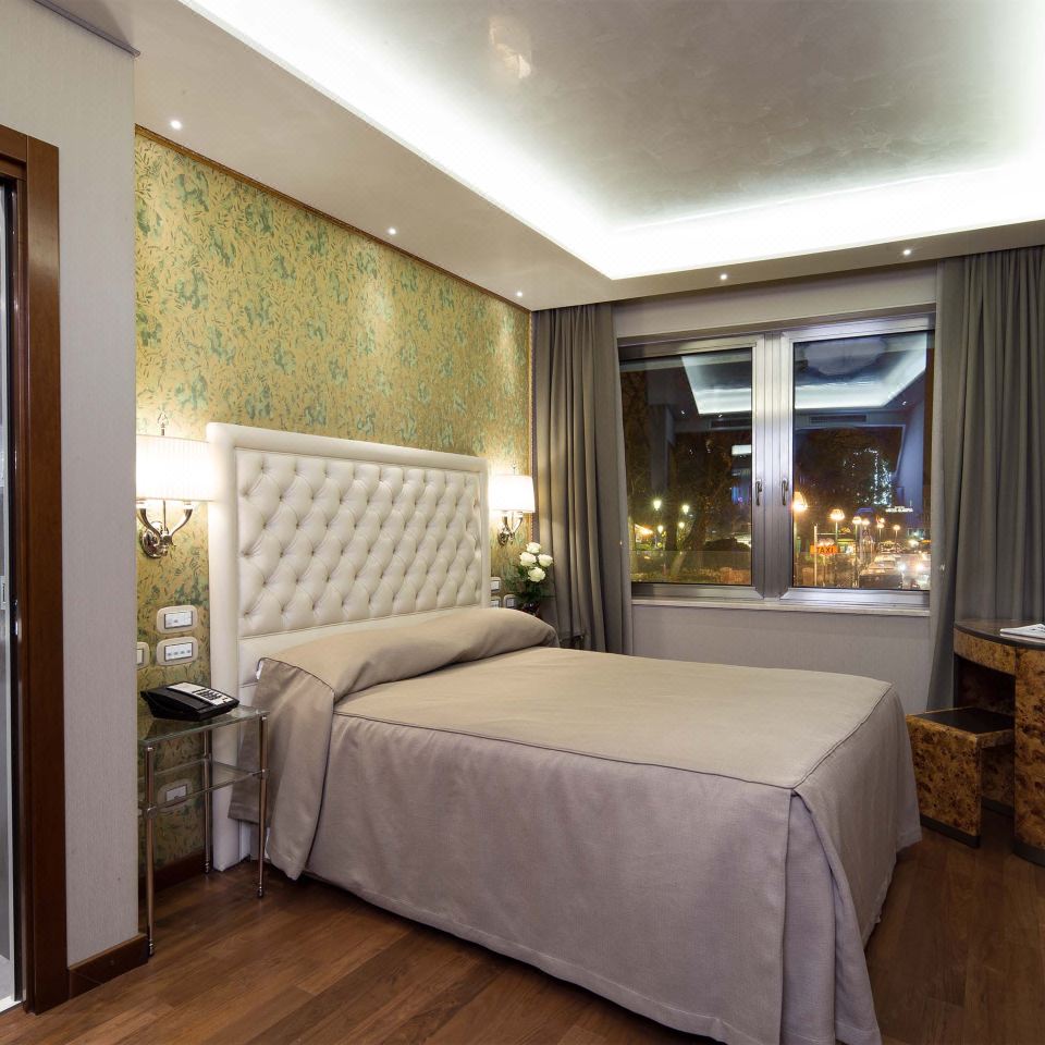 Hotel Santa Chiara & Residenza Parisi Venezia - Valoraciones de hotel de 4  estrellas en Venecia