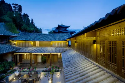 Huazizai Garden Inn Hotels in Lijiang
