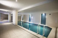 Mantra Sierra Grand - Pools