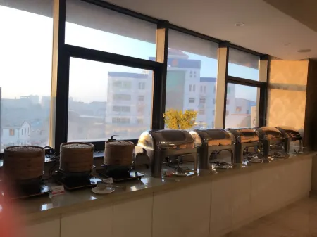 Yangzhong Zhonghai Hotel