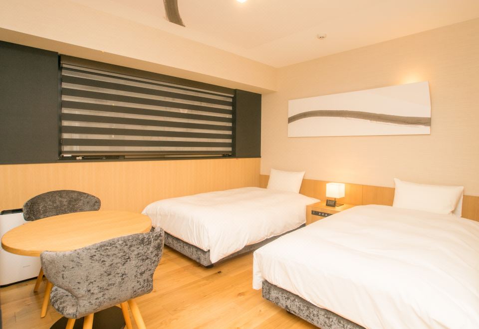 하타고 인 간사이 에어포트 객실