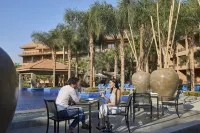 Dusit Thani LakeView Cairo - Pools