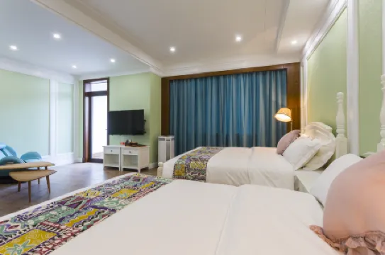 Past To Future Homestay (Shanghai International Resort)