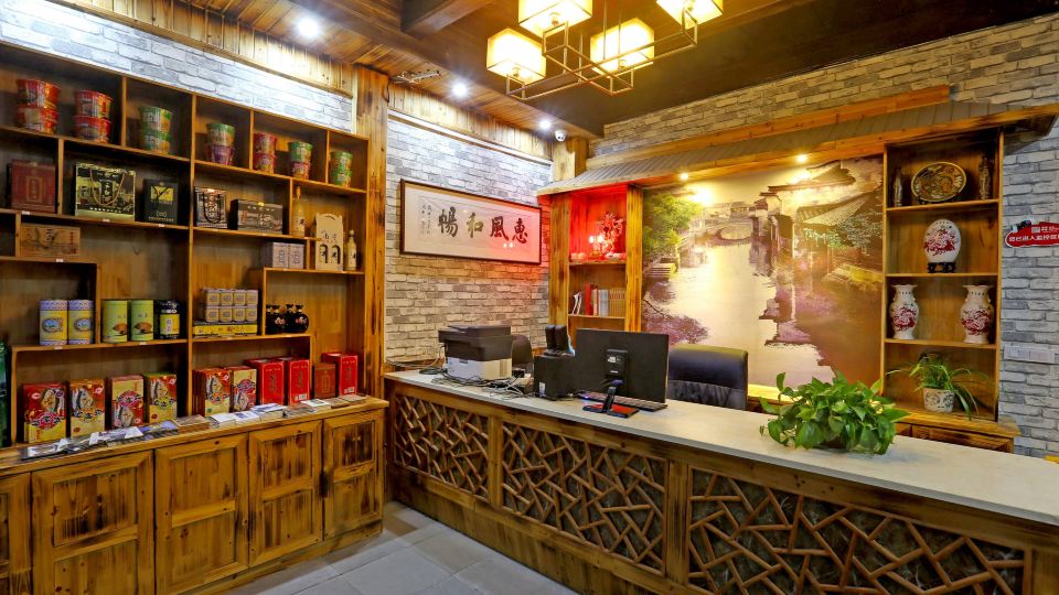 Longtangli Inn