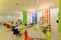 Pop! Hotel Kelapa Gading - Desayuno