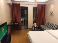 重庆一颗葡萄树公寓 - 温馨大床房