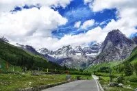 四姑娘山·view mountain山景丨王么妹客棧（雙橋溝景區店）