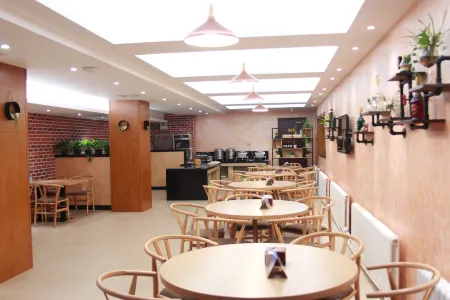 Harbin Central Street Lvyue Boutique Hotel (Saint Sophia Church)