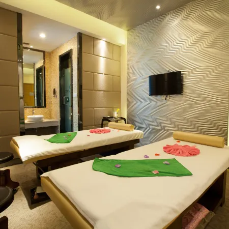 Fengxiang hot spring Hotel