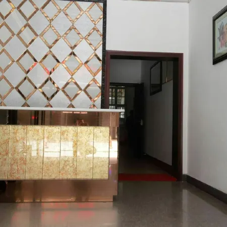 Shimen Jiangnan Inn