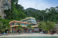 Phi Phi Cliff Beach Resort Hotels near Long Beach