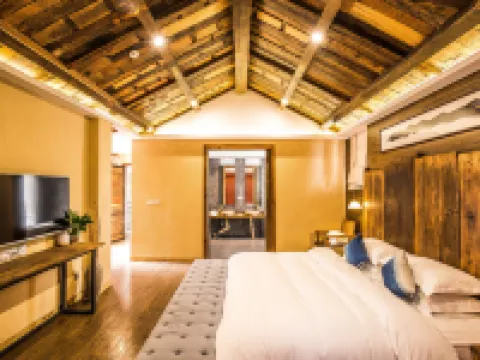 Floral Hotel·Huazhu Libo Ancient Town Mulanfang Hotel Hotels in Libo