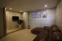 萬源鑫海花園飯店 萬源住宿飯店