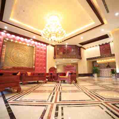 林芝東辰錦輝酒店(濱河路店) Hotel Exterior