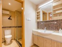 重庆V7国际商务旅行度假公寓 - 豪华旅行度假两室一厅套房