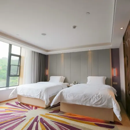 Lavande Hotel (Gaozhou Chengdong Bus Station)