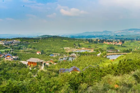 Maquan Hostel Отели в г. Инань