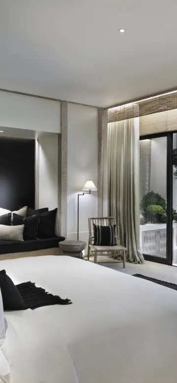 ห้องสวีทพร้อมลานระเบียง(rin)