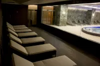 Kaya Laleh Park Hotel Hotels near Qaem Maqam Fridge