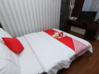 凯瑞酒店(广州东山口地铁站店) - 标准大床房