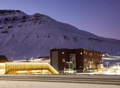 Svalbard Hotell | Polfareren