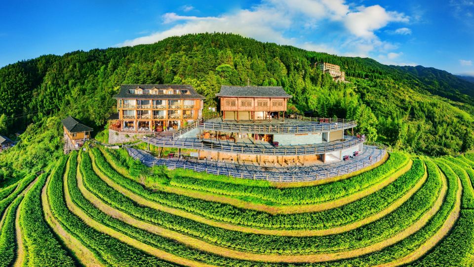 Longji View Building Homestay (Xishanyu Optimistic View Terrace)