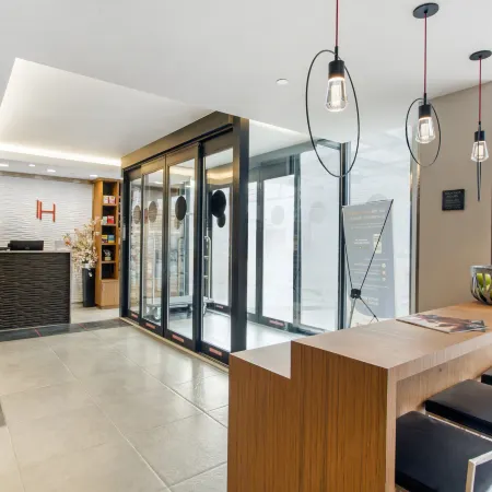 Insignia Hotel, Ascend Hotel Collection Отели рядом с достопримечательностью «Союз Холл»