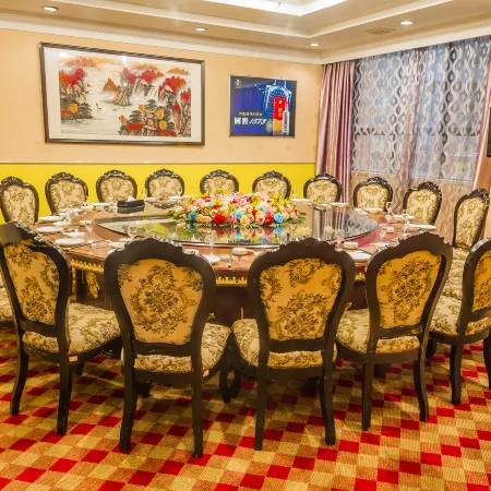 Xianning Chutian Yaochi Hot Spring Resort