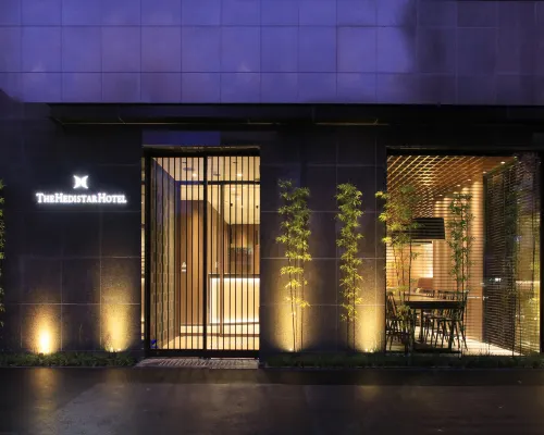 The Hedistar Hotel Kyoto Nijo Comic&Books Hotel di Kyoto