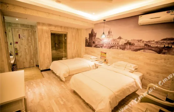 萬家水晶酒店（滕州飯店店）