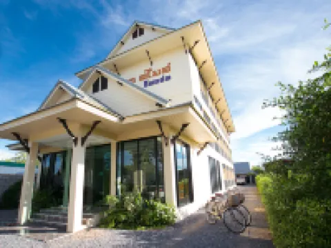 SakSukSmile Resort สักสุขสไมล์ รีสอร์ท โรงแรมในสุโขทัย