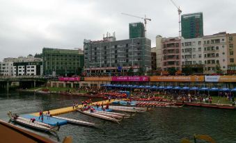 Longhua Lancheng Hotel