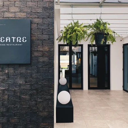 Theatre Residence Отели рядом с достопримечательностью «Торговый центр Tha Maharaj»