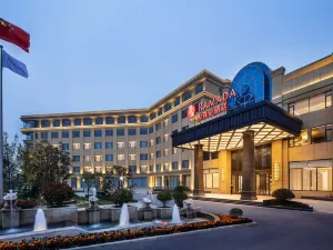 Ramada by Wyndham Zhengzhou Xinzheng