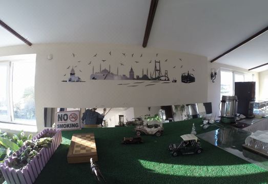 1. 데니즈 오텔..